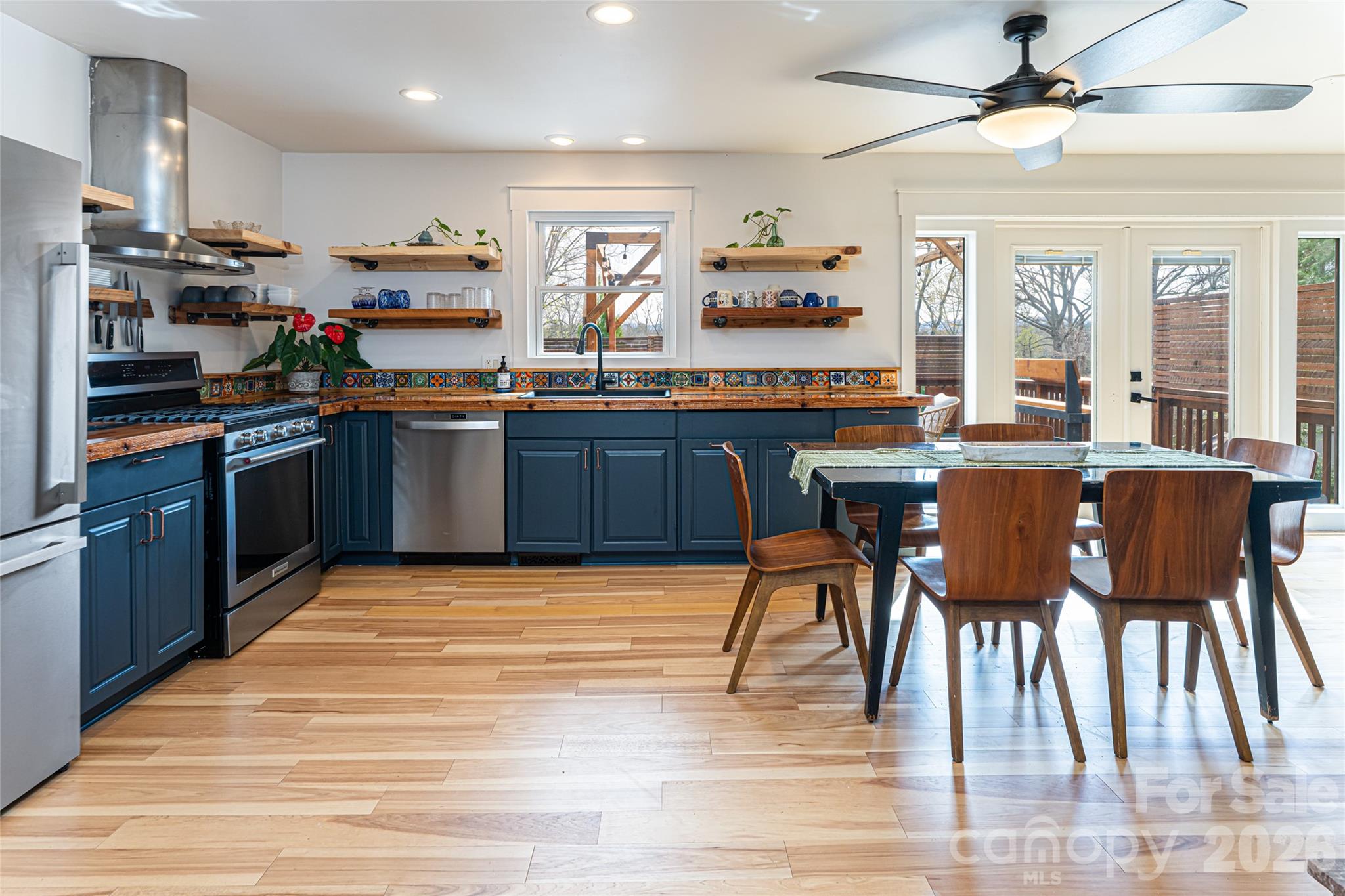 10 Lance Lane Asheville NC 28806
