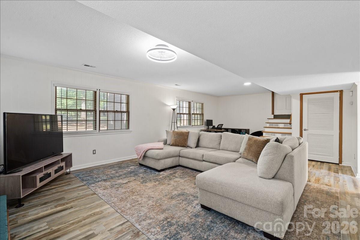 2010 Saratoga Drive Gastonia NC 28056