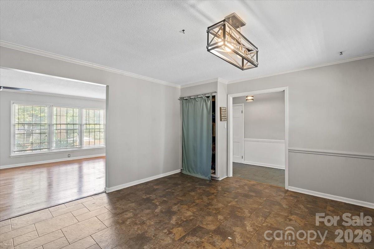 2010 Saratoga Drive Gastonia NC 28056