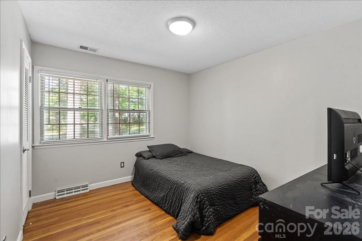 2010 Saratoga Drive Gastonia NC 28056