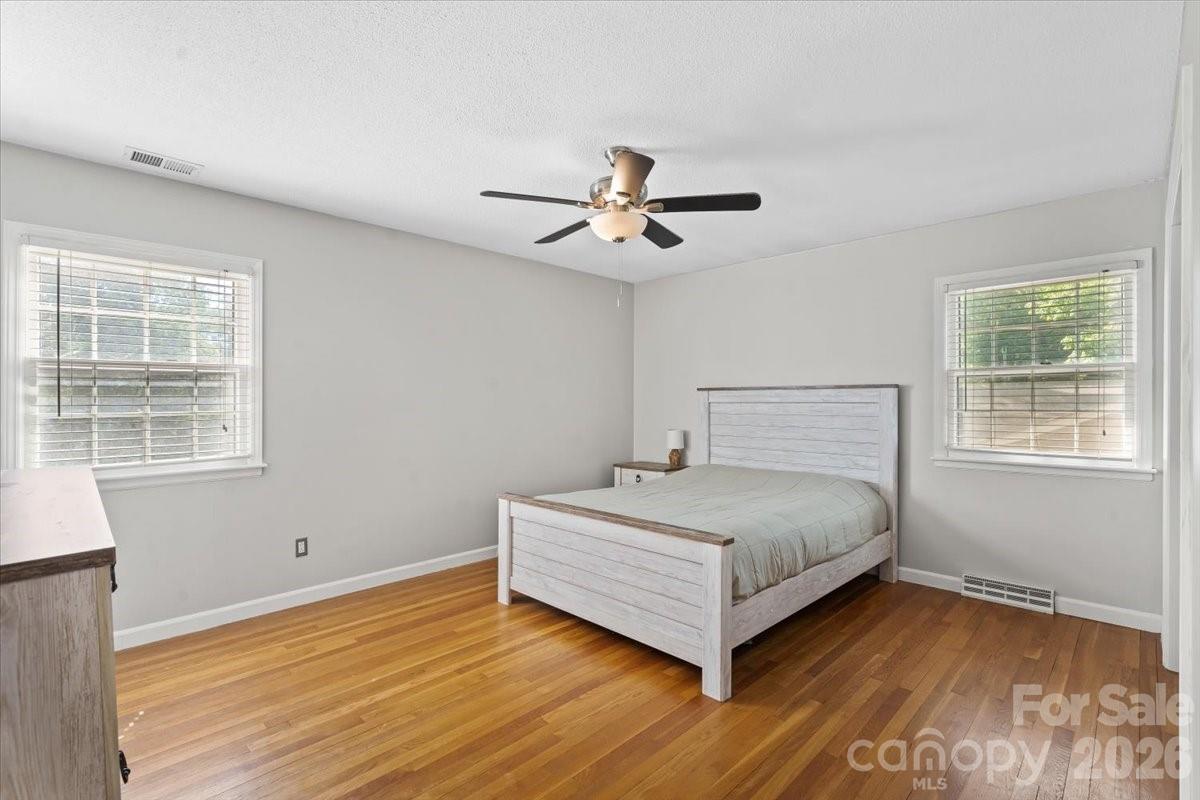 2010 Saratoga Drive Gastonia NC 28056