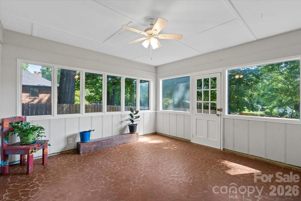 2010 Saratoga Drive Gastonia NC 28056