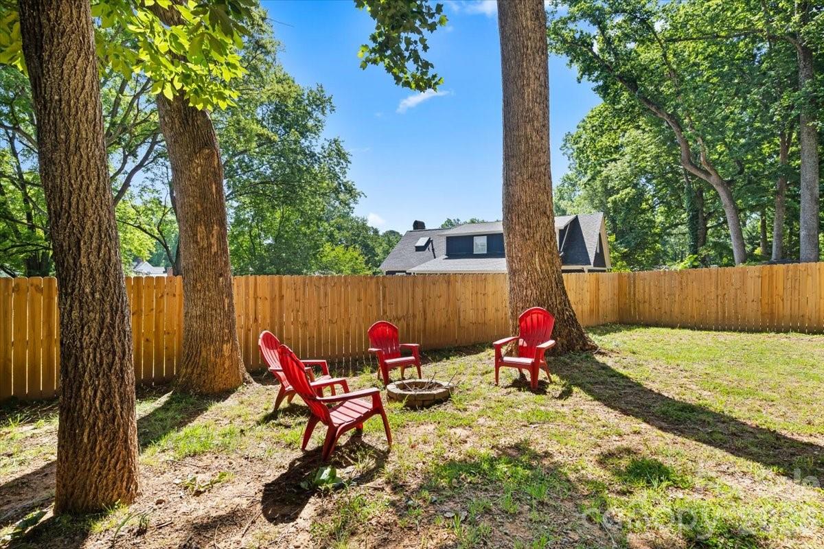 2010 Saratoga Drive Gastonia NC 28056