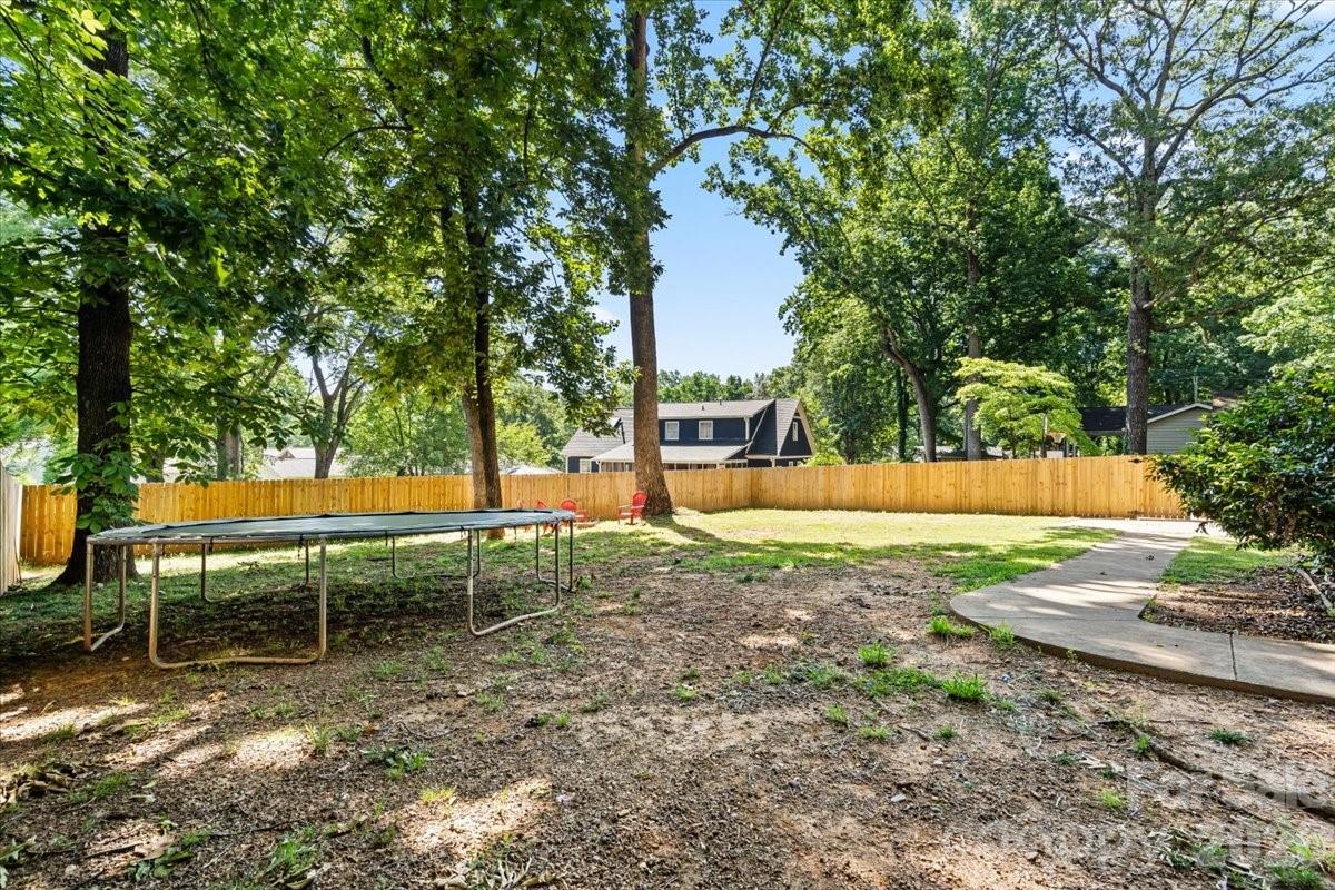 2010 Saratoga Drive Gastonia NC 28056