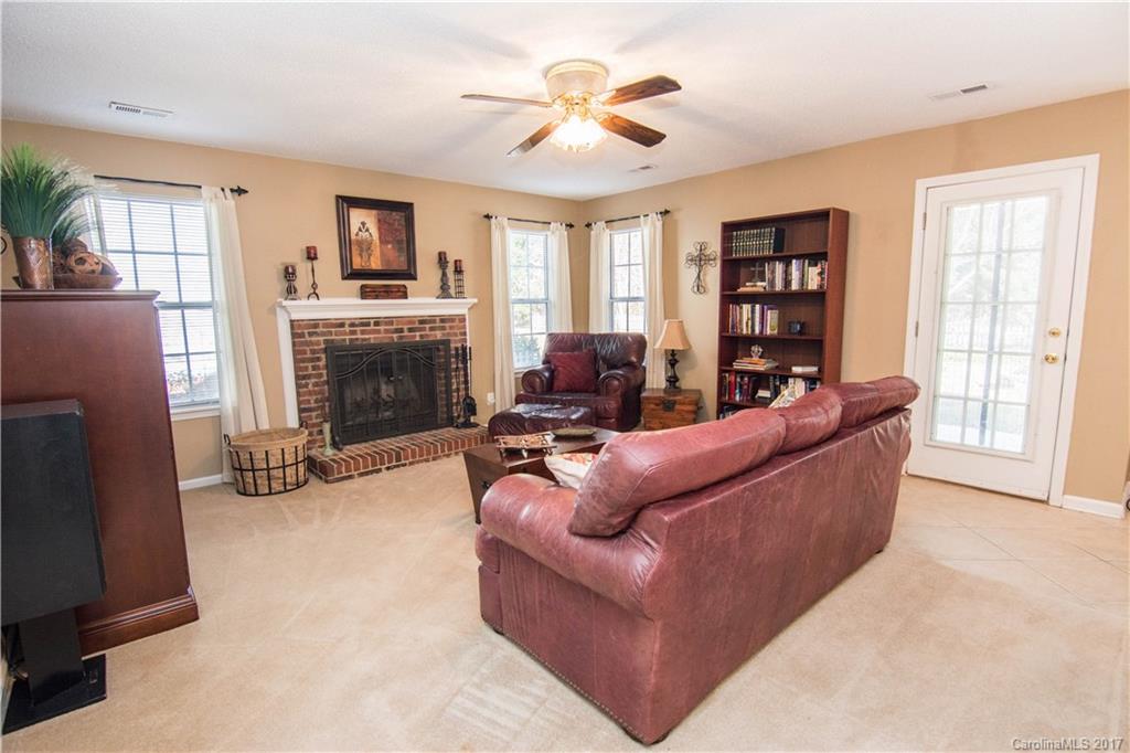 9225 Hanworth Trace Drive Charlotte NC 28277