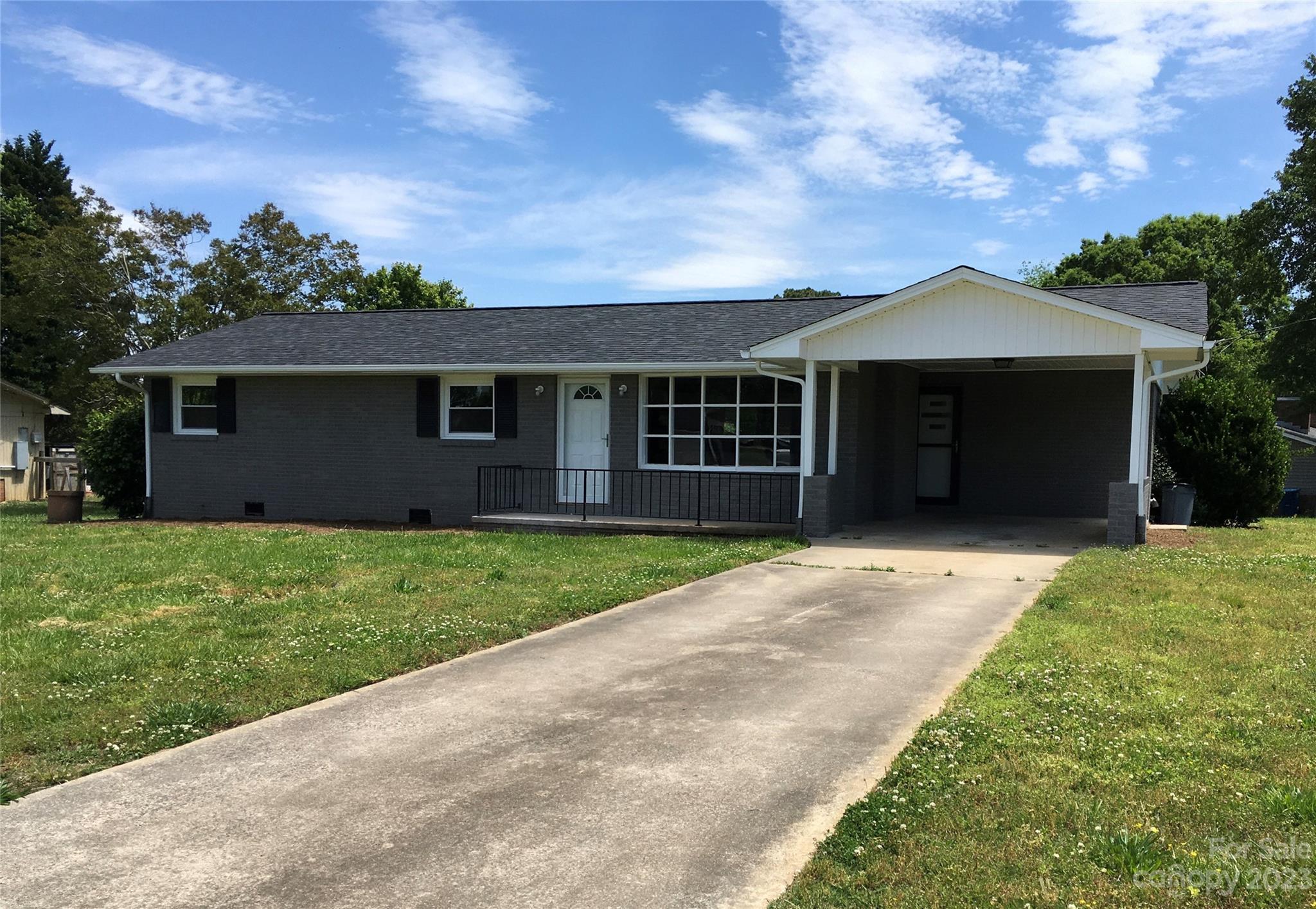 2408 28th Street NE Hickory NC 28601