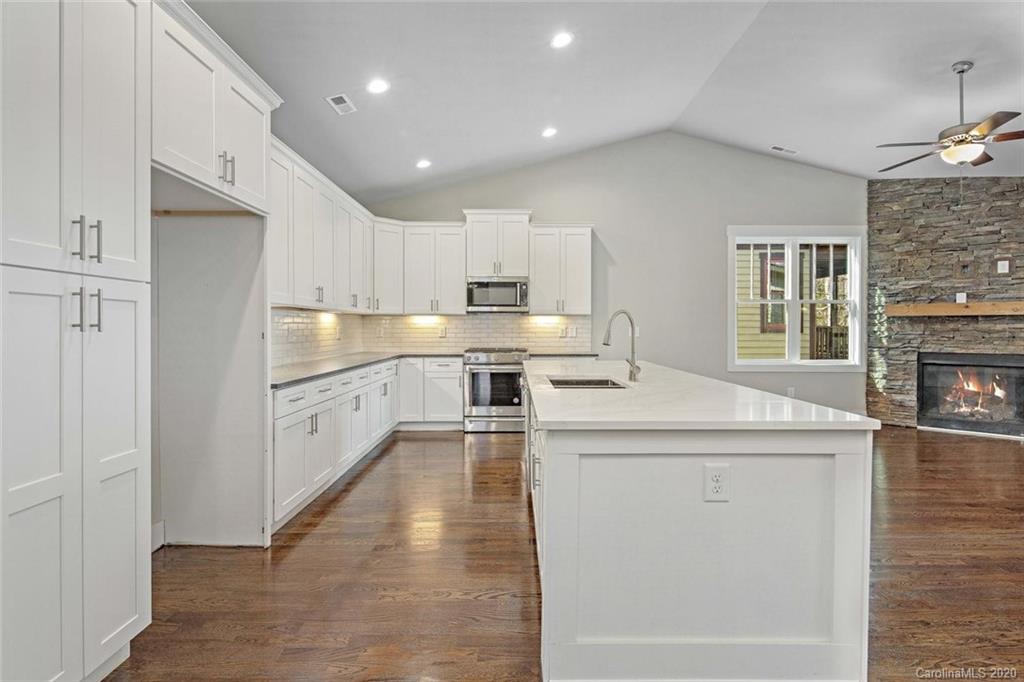 25 Craftsman Overlook Ridge Arden NC 28704