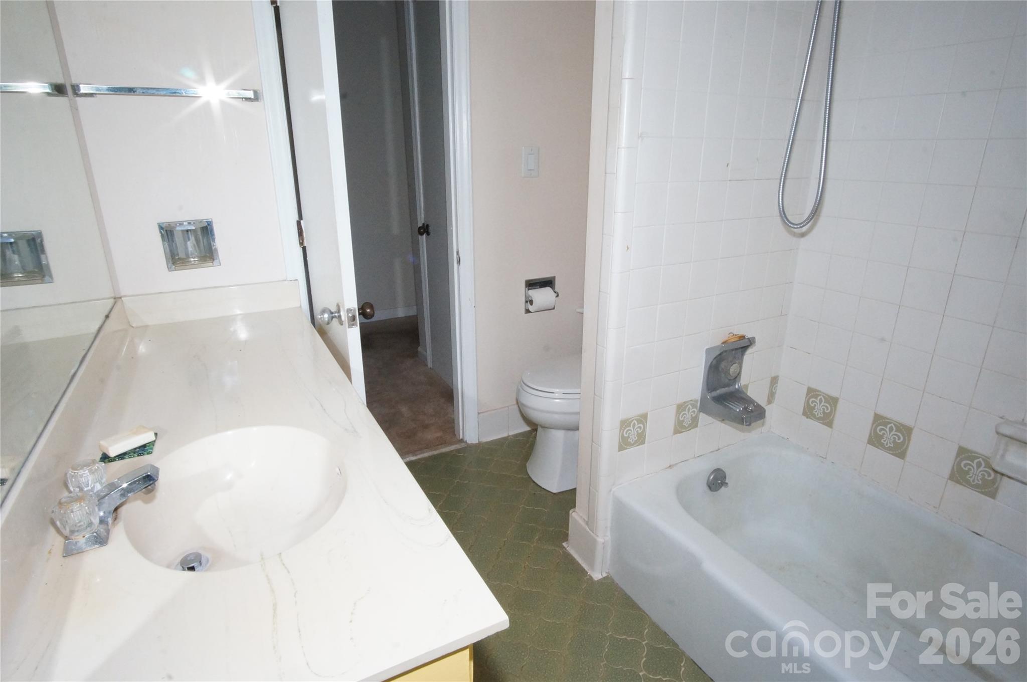 1129 Mclaughlin Drive Charlotte NC 28212
