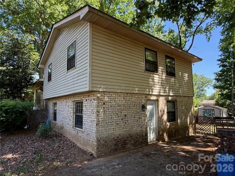 1129 Mclaughlin Drive Charlotte NC 28212