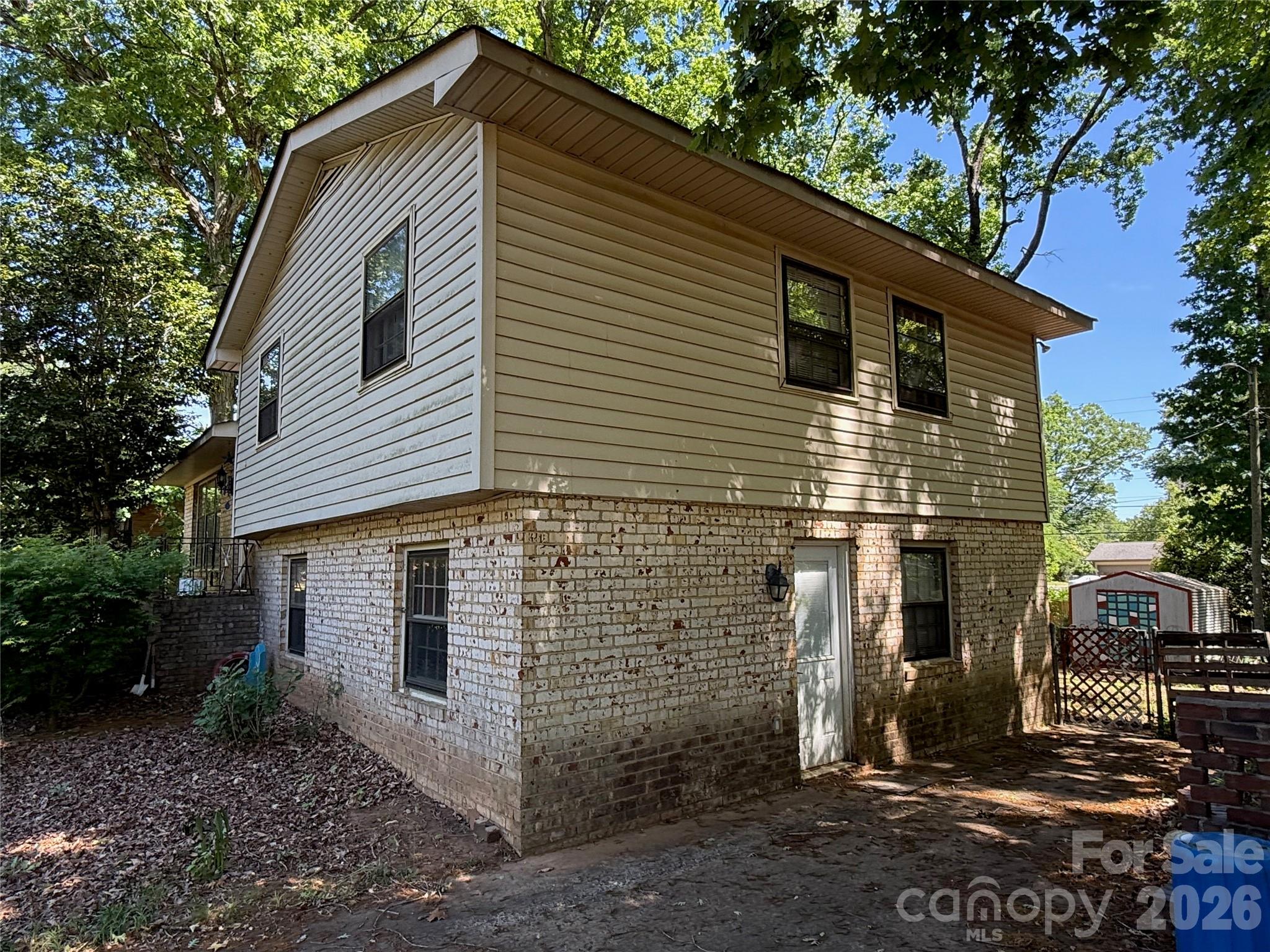 1129 Mclaughlin Drive Charlotte NC 28212