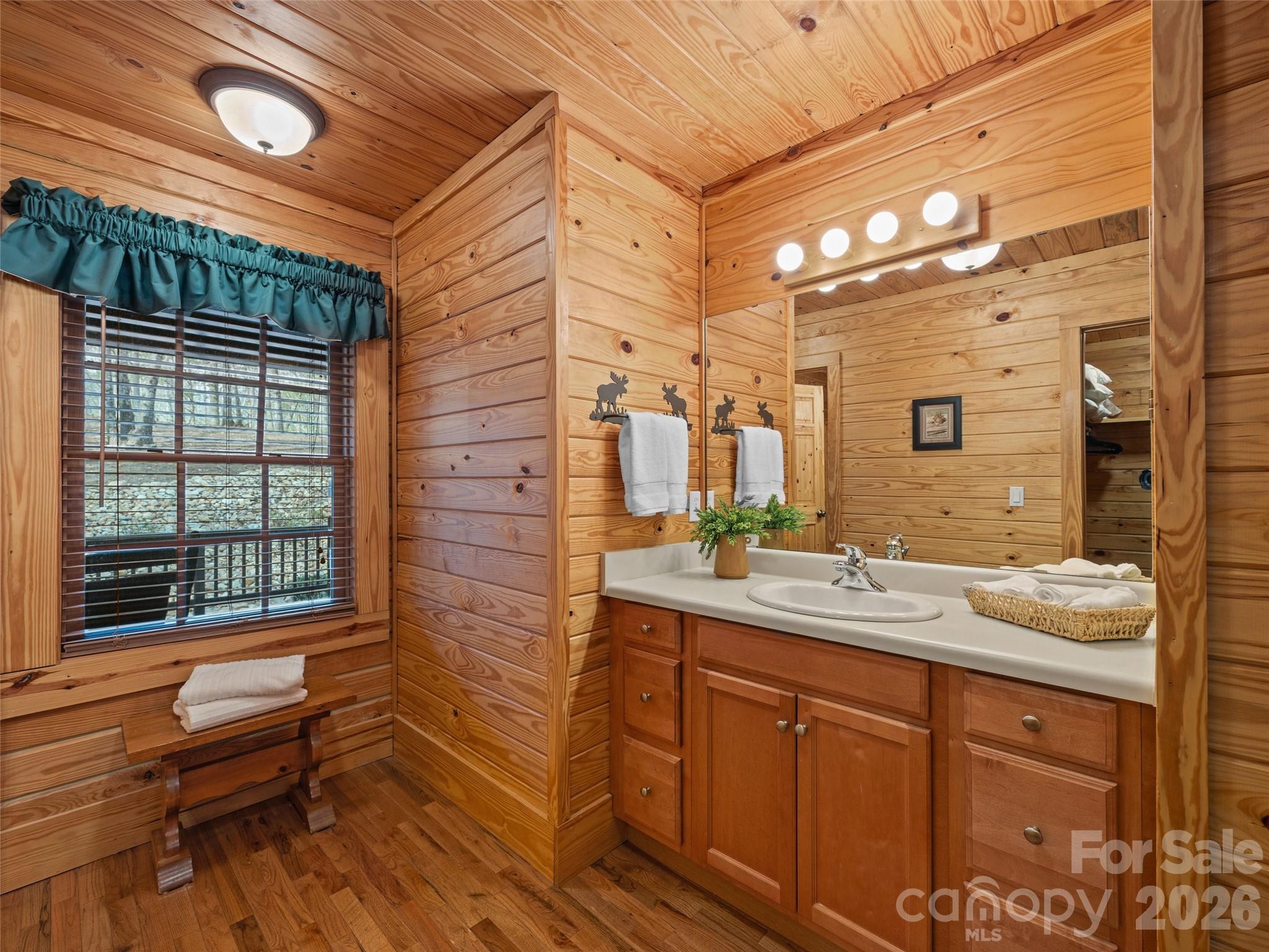 134 Mcdaniel Court Lake Lure NC 28746