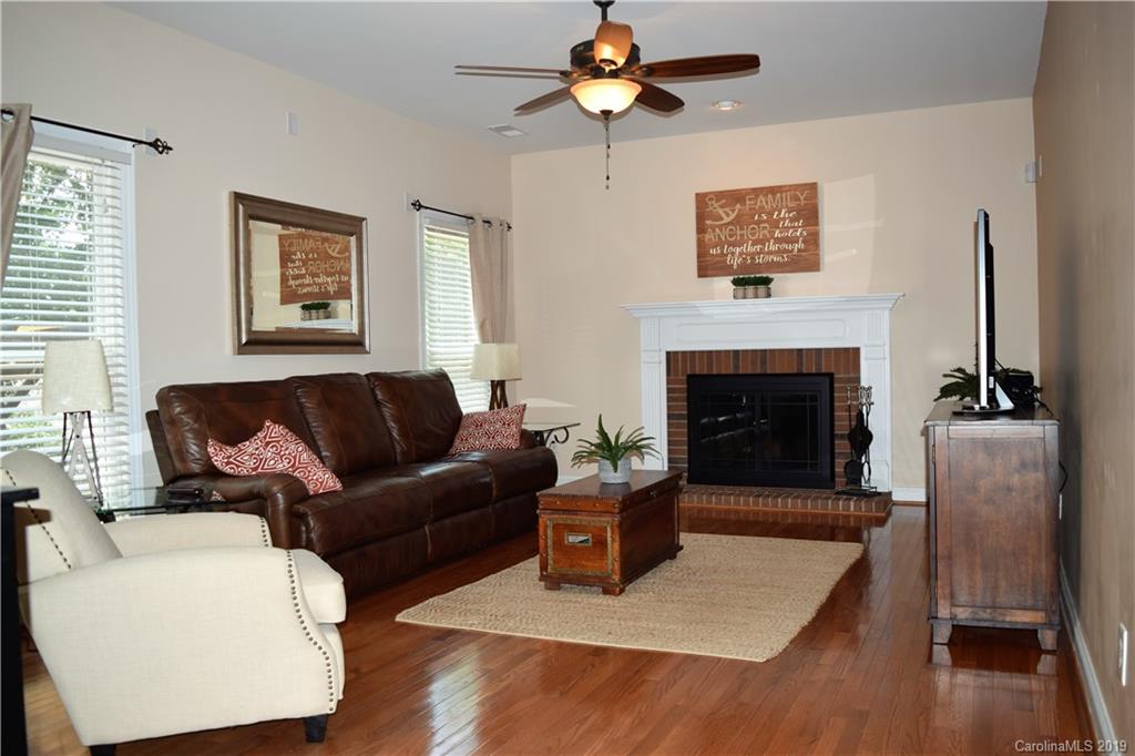 128 Oxford Drive Mooresville NC 28115