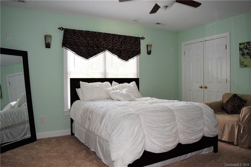 128 Oxford Drive Mooresville NC 28115