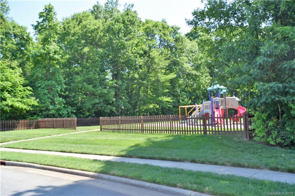 128 Oxford Drive Mooresville NC 28115