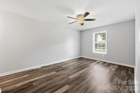 904 Hoke Street Kannapolis NC 28081