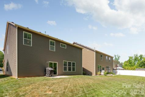10020 Michael Crossing Drive Charlotte NC 28213