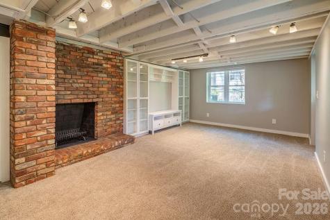 32 Pinehurst Road Asheville NC 28805