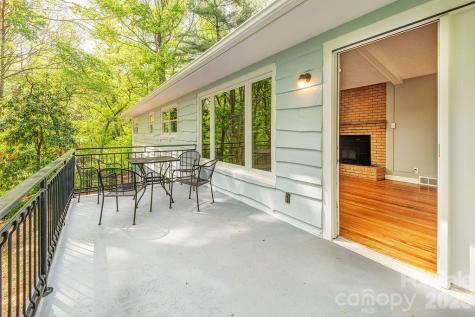 32 Pinehurst Road Asheville NC 28805