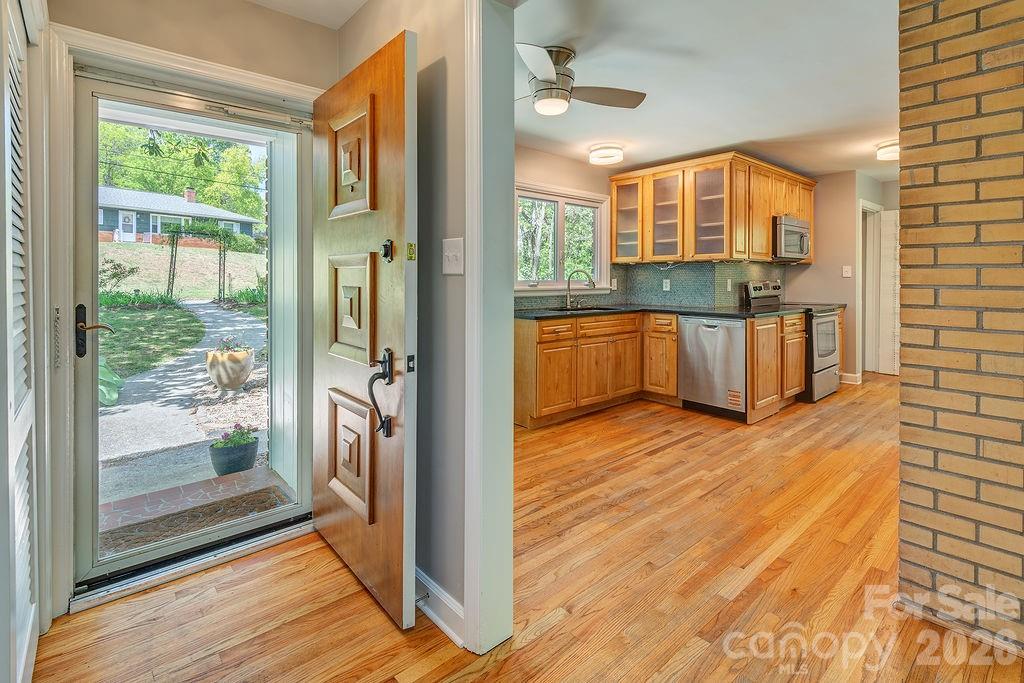 32 Pinehurst Road Asheville NC 28805