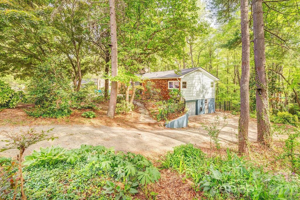 32 Pinehurst Road Asheville NC 28805