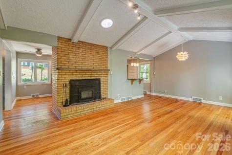 32 Pinehurst Road Asheville NC 28805