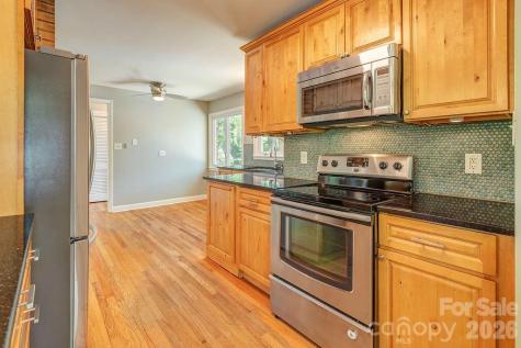 32 Pinehurst Road Asheville NC 28805