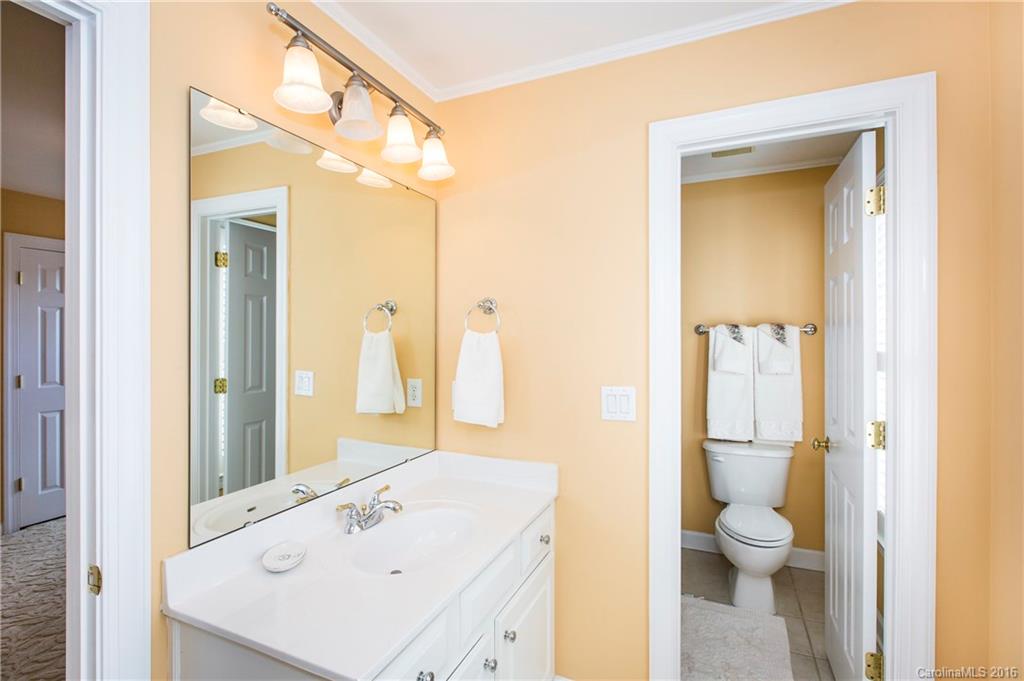 642 Hampshire Hill Road Matthews NC 28105