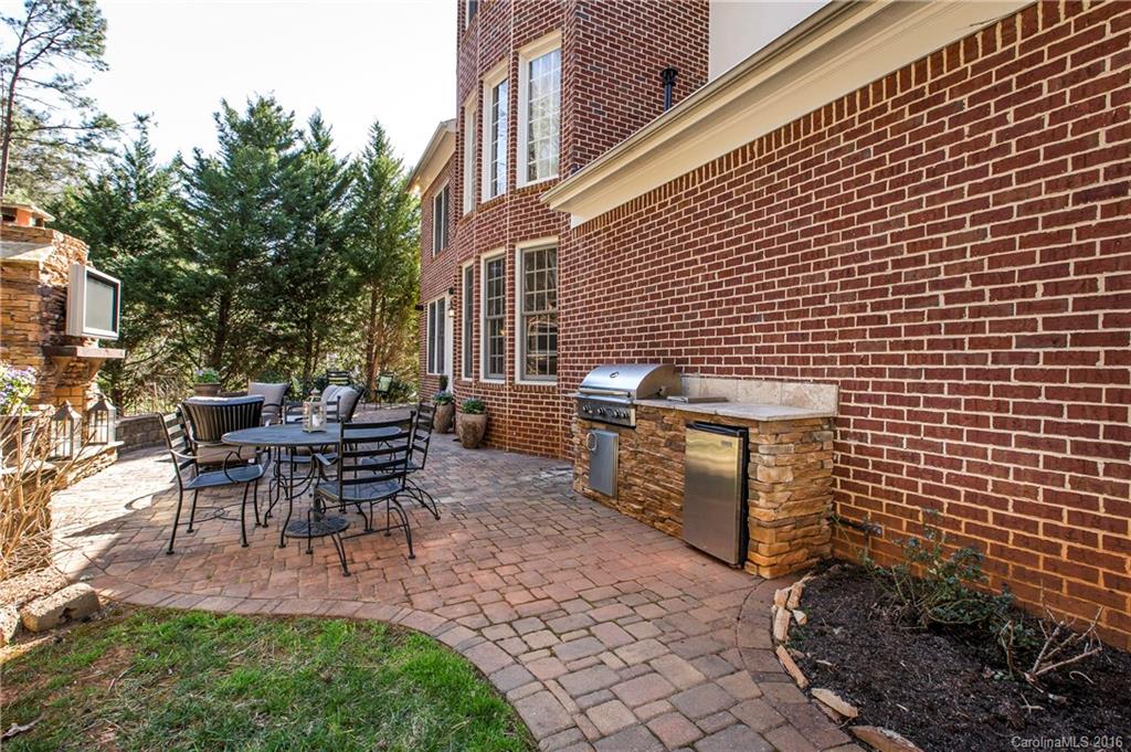642 Hampshire Hill Road Matthews NC 28105