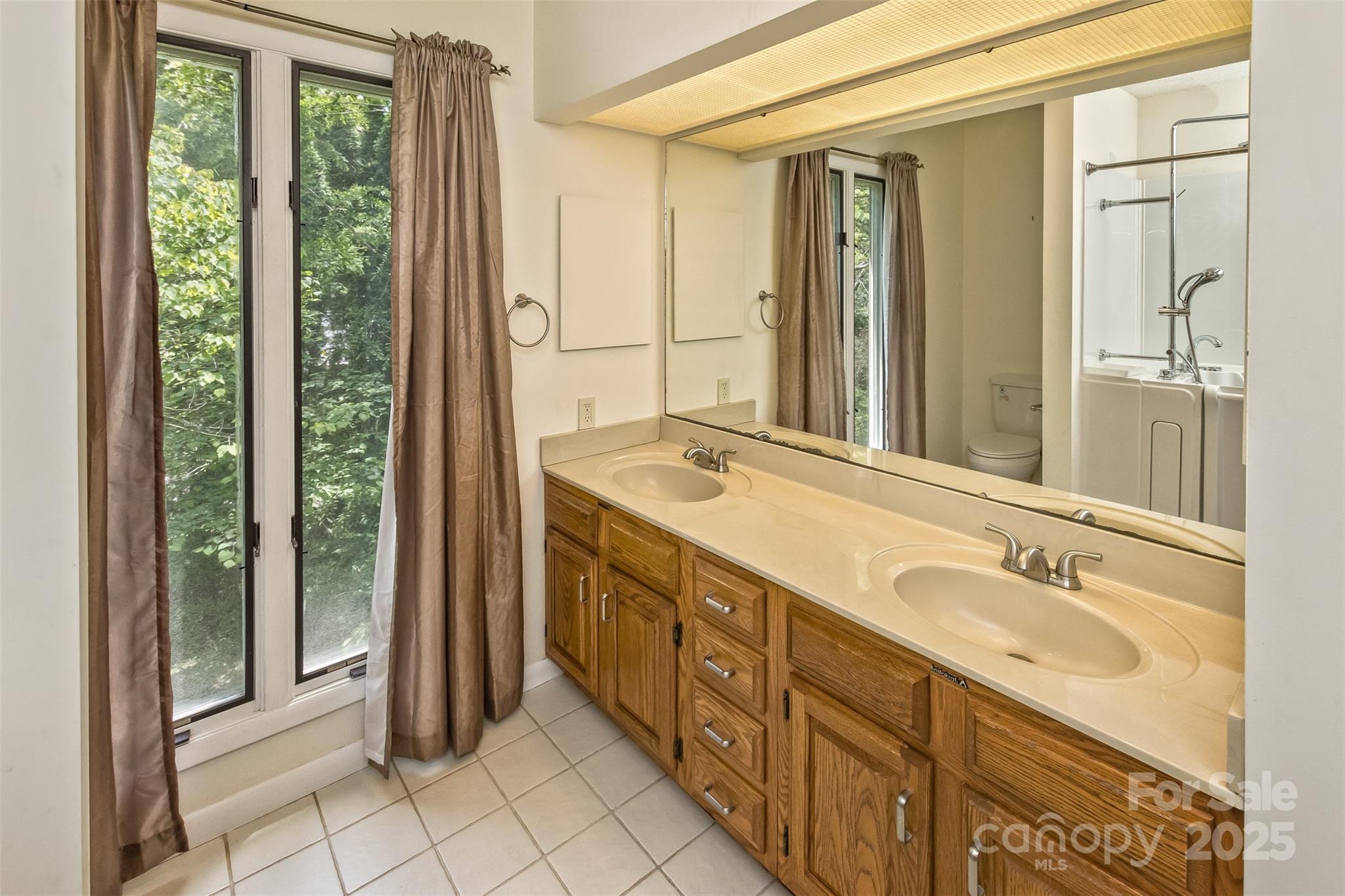 100 Black Oak Drive Asheville NC 28804