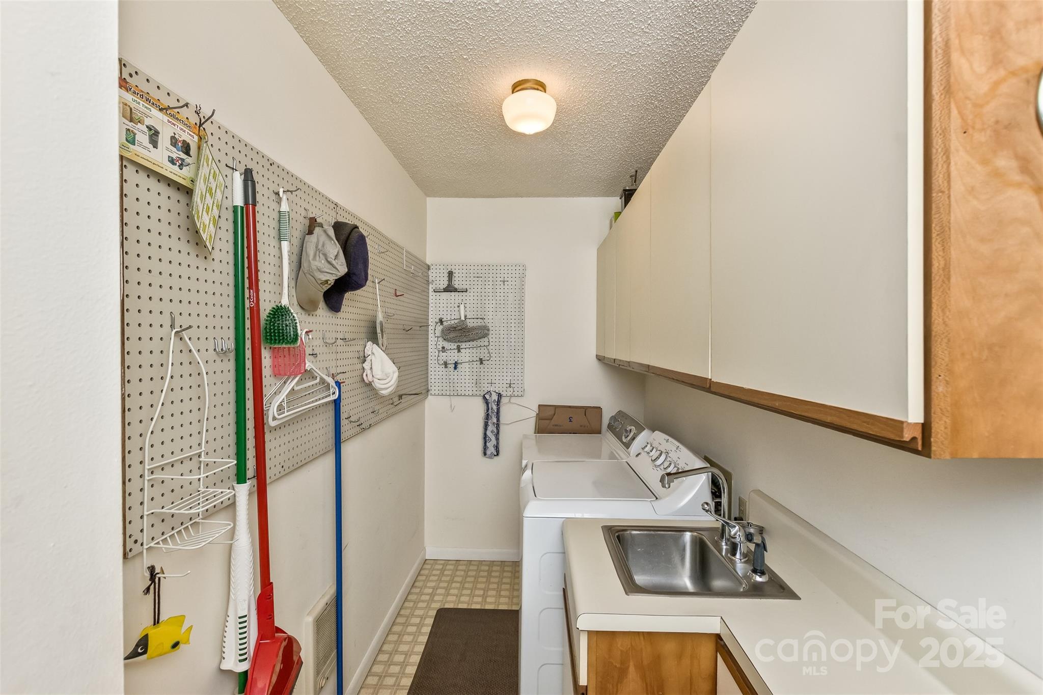 100 Black Oak Drive Asheville NC 28804