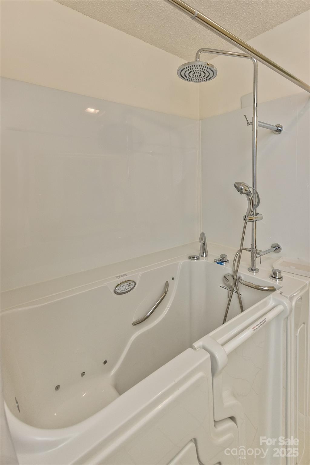 100 Black Oak Drive Asheville NC 28804