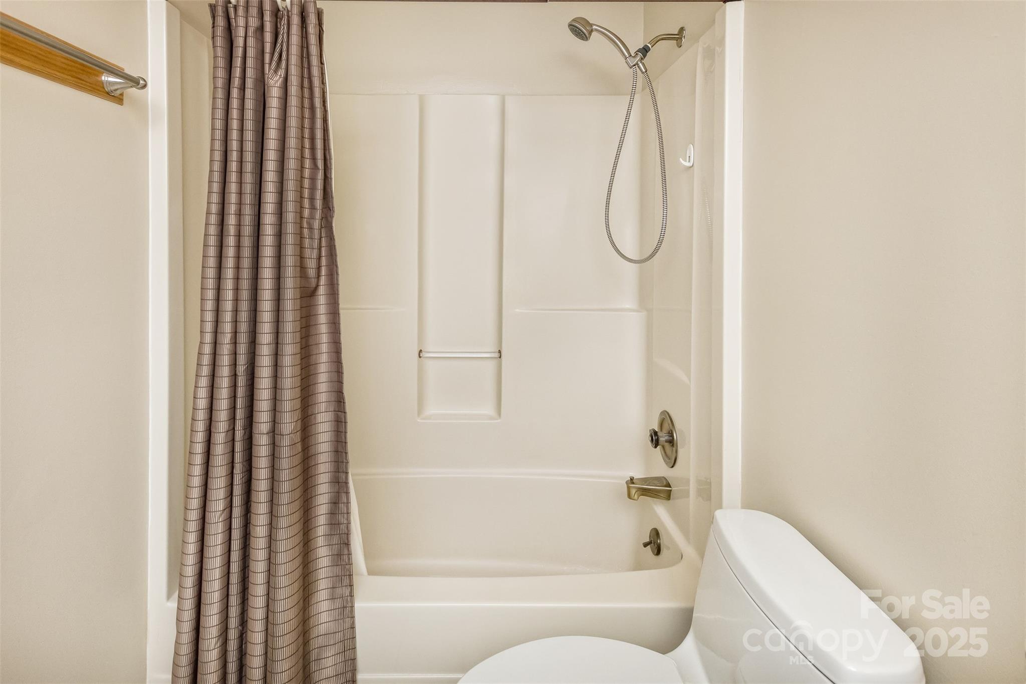 100 Black Oak Drive Asheville NC 28804