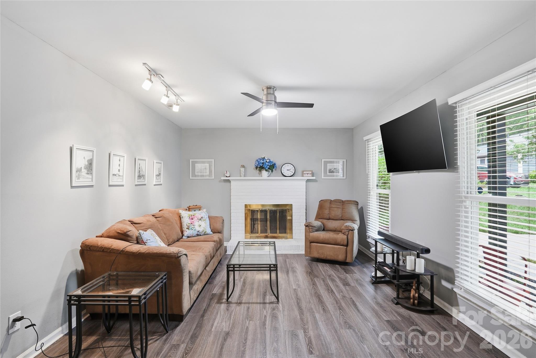 6804 Delta Lake Drive Charlotte NC 28215