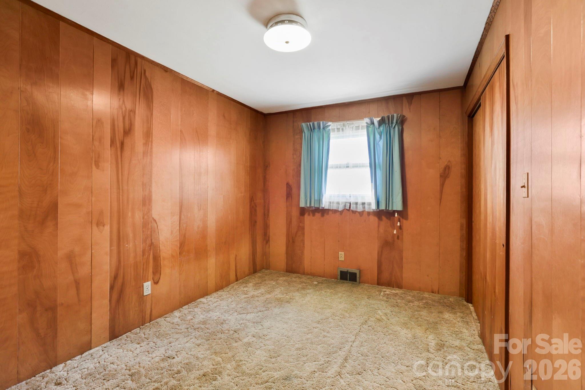 41 Hartshorn Drive Candler NC 28715