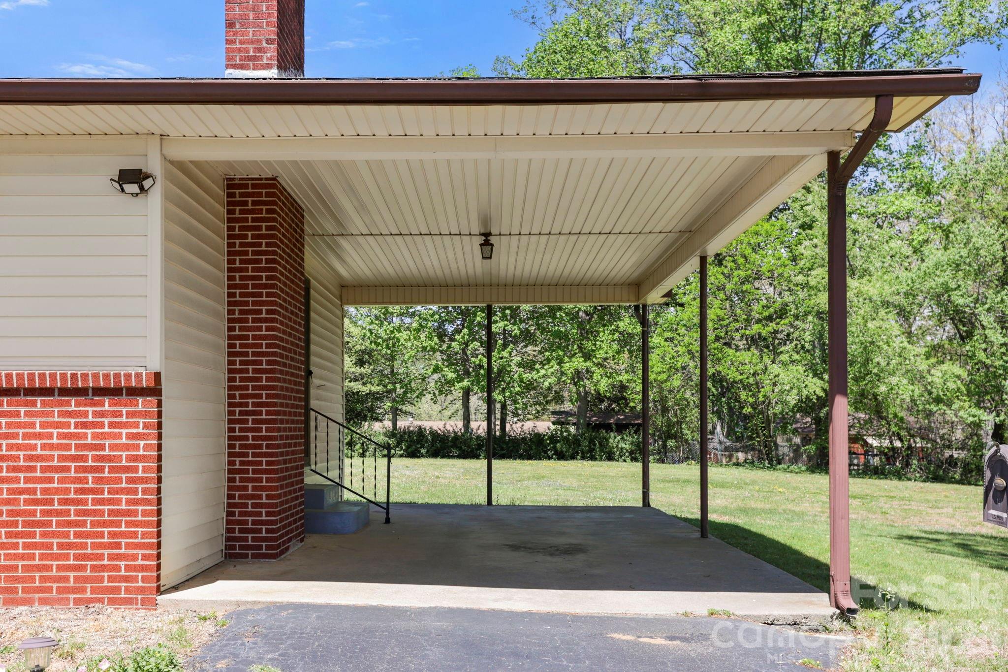41 Hartshorn Drive Candler NC 28715