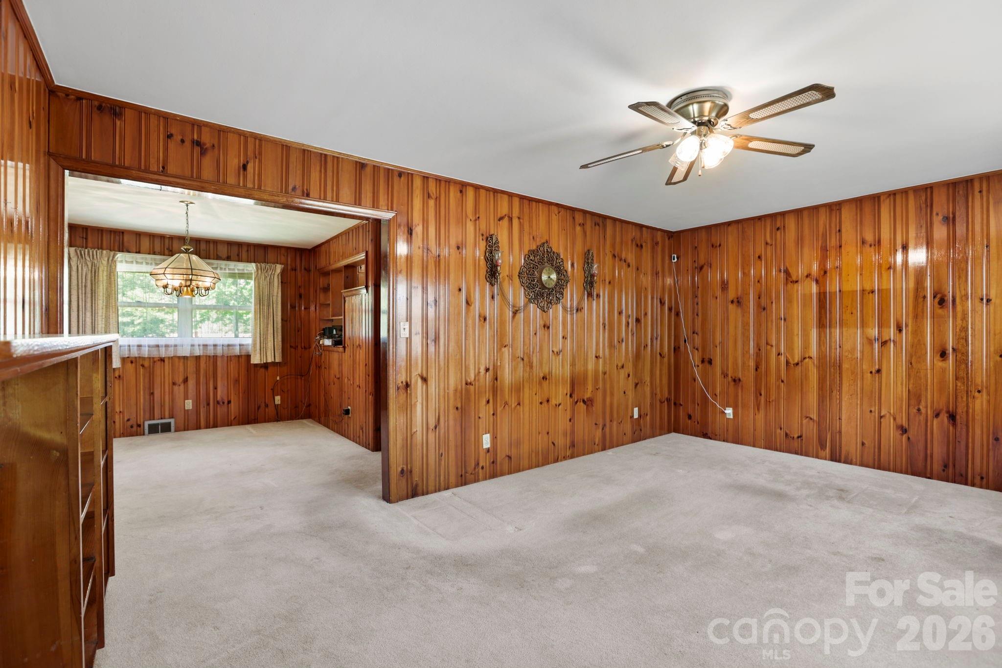41 Hartshorn Drive Candler NC 28715