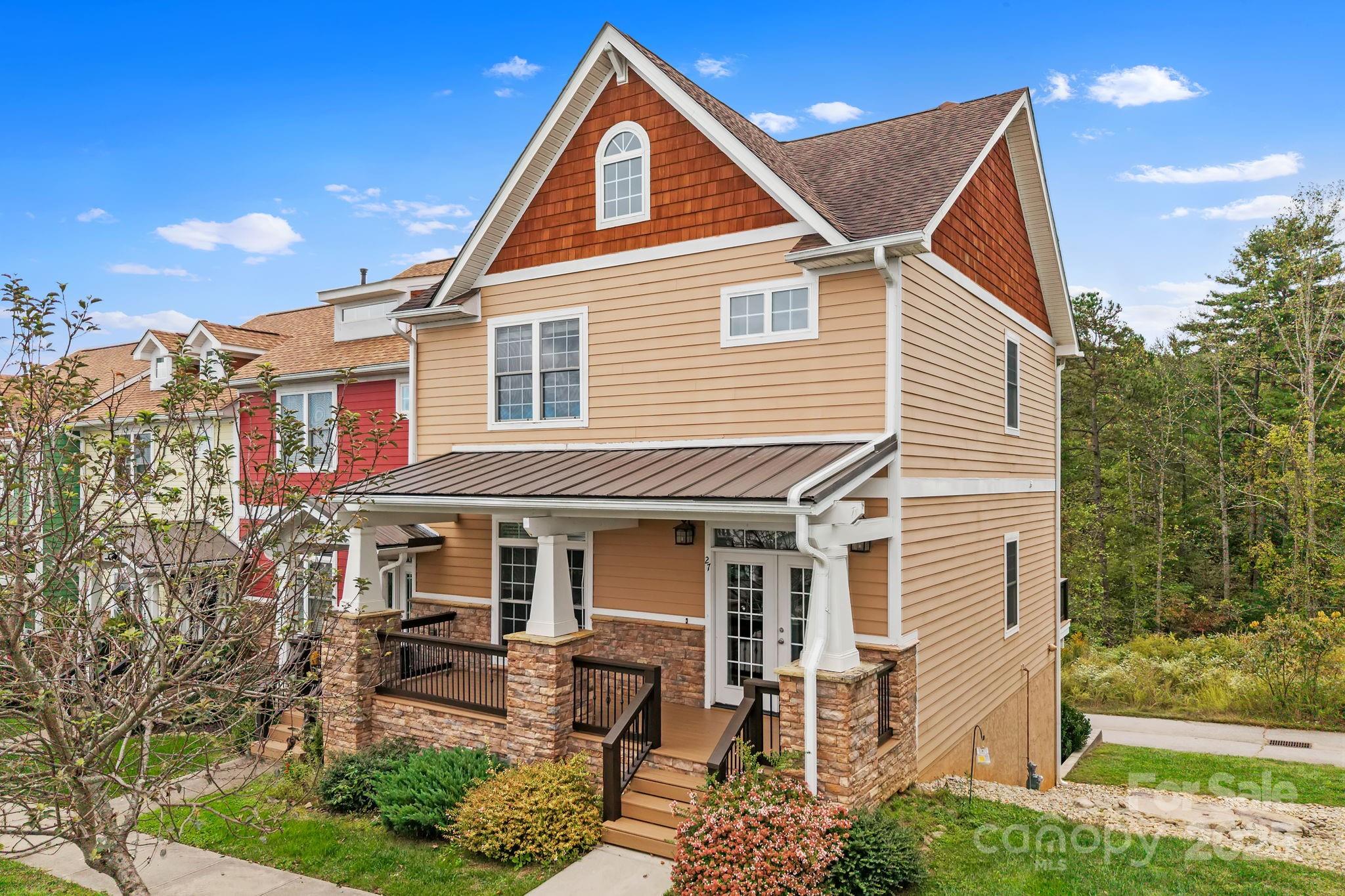 27 Walnut Springs Drive Asheville NC 28804