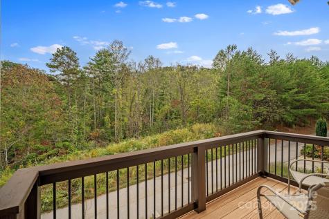 27 Walnut Springs Drive Asheville NC 28804