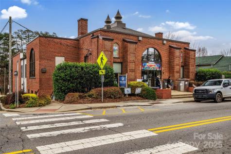 27 Walnut Springs Drive Asheville NC 28804