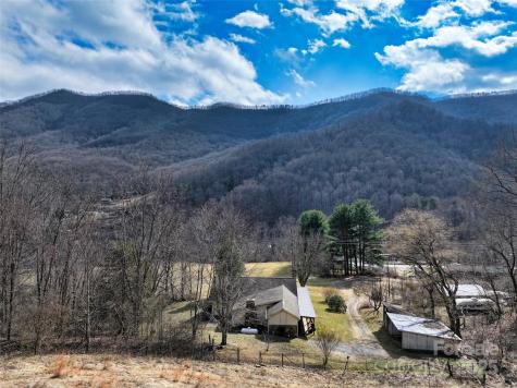 1567 Newfound Road Leicester NC 28748