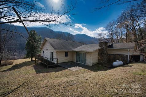 1567 Newfound Road Leicester NC 28748