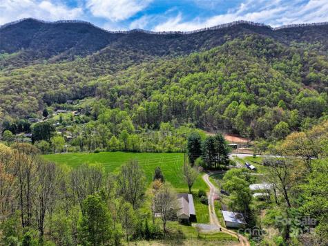 1567 Newfound Road Leicester NC 28748