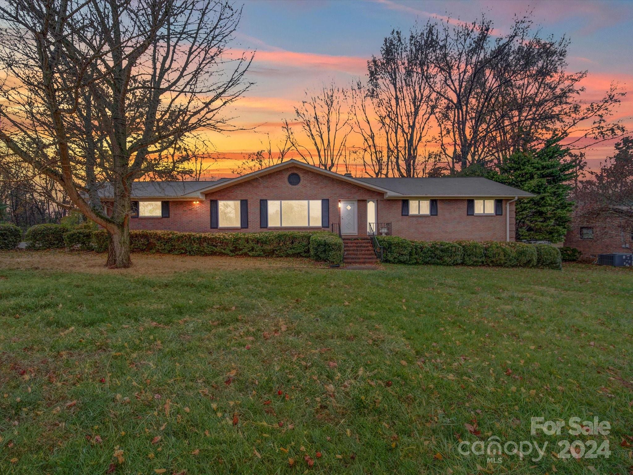7218 Melody Lane Charlotte NC 28214