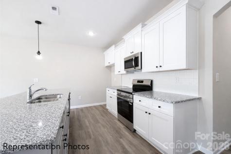 5937 Wallace Avenue Charlotte NC 28212