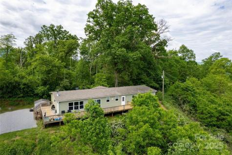 208 Stillwater Springs Road Burnsville NC 28714