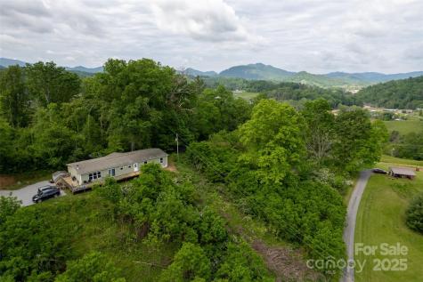 208 Stillwater Springs Road Burnsville NC 28714