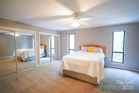 262 Rooster Cove Brevard NC 28712