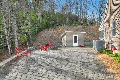 410 Forest Lake Road Brevard NC 28712