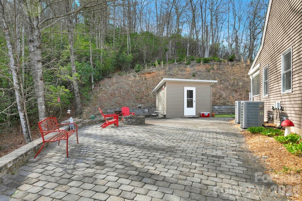 410 Forest Lake Road Brevard NC 28712