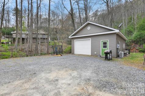 410 Forest Lake Road Brevard NC 28712